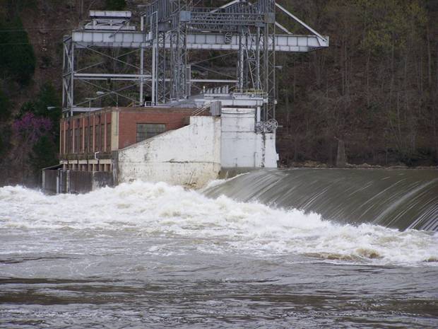 Powersite Dam on Lake Taneycomo.  Taneycomo and Bull Shoals are both at record high levels.  Picture taken by Jeff Johnson.