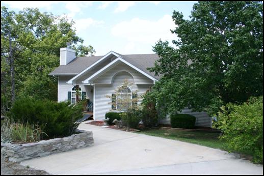 4 Bedroom / 3 Bath well kept home
Ozark Mountain view in the summer.
Table Rock Lake view in the winter
12 minutes from Branson, MO